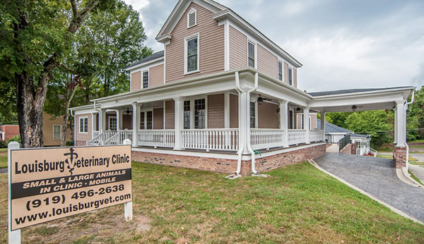 Louisburg Veterinary Clinic exterior photo showing sign